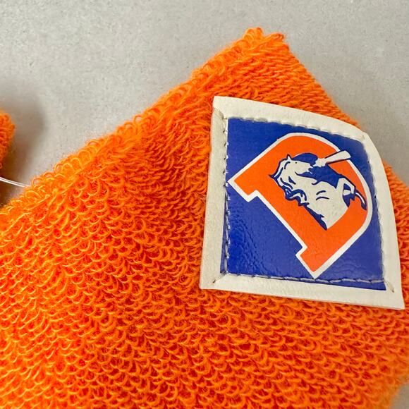 Vintage NFL Denver Broncos pair of terrycloth sweat wrist bands - Picture 4 of 13
